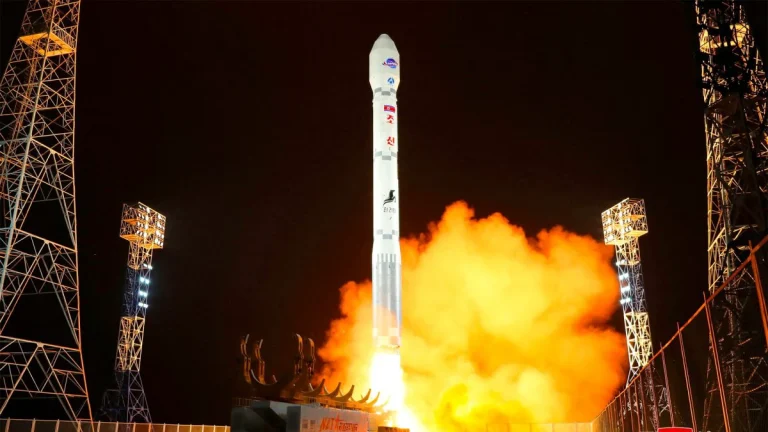 North Korea now has a functional spy satellite, Pyongyang able to control it from ground station