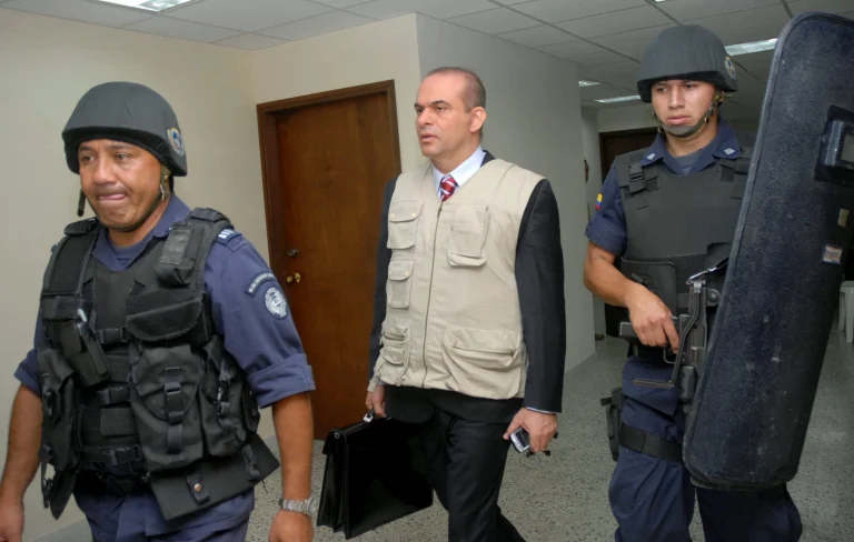 US will extradite former paramilitary leader Salvatore Mancuso to Colombia