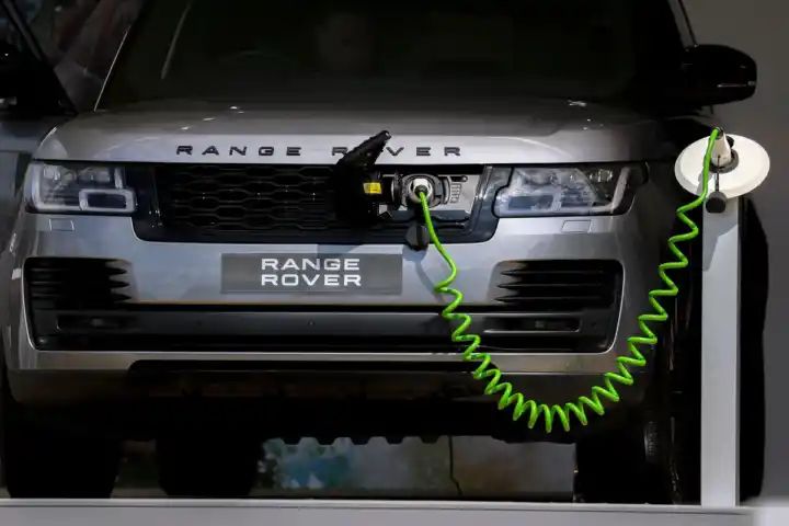 Furious Jaguar Land Rover boss hits back at claim Range Rover is most stolen car as insurance prices soar