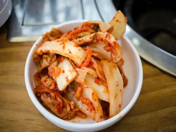 Research suggests up to three meals of kimchi per day may lower men’s obesity risk