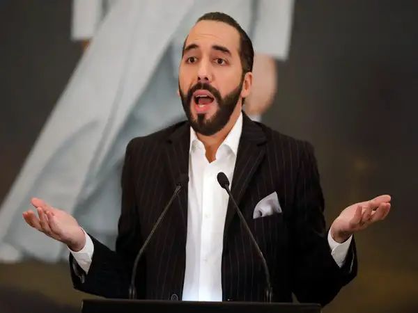 El Salvador: Nayib Bukele expected to win easy second term as voting underway