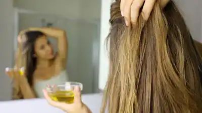 Castor Oil And Coconut Oil: Here’s How This Dynamic Duo Promotes Hair Health