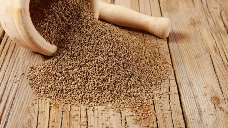 6 Reasons Why You Should Drink Ajwain Water In The Morning