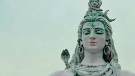 Masik Shivratri 2024 is Today Bring These 5 Things Home for a Happy Married Life