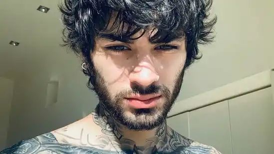 TikToker exposes Zayn Malik, posts intimate photos, claiming alleged Tinder dating: ‘He asked for a.’