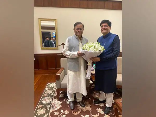 Bangladesh Foreign Minister meets Piyush Goyal, requests India’s support in ensuring supply of essential commodities