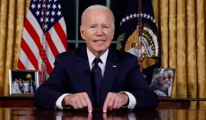 Special counsel finds evidence Biden mishandled classified info but no charges warranted