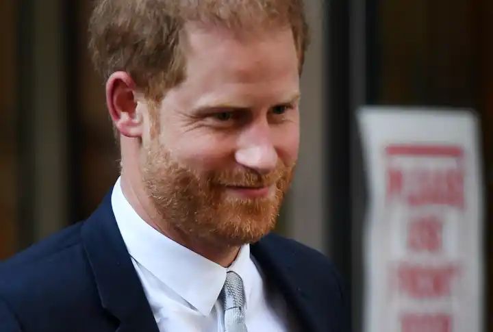 Prince Harry settles remainder of Mirror Group phone hacking lawsuit