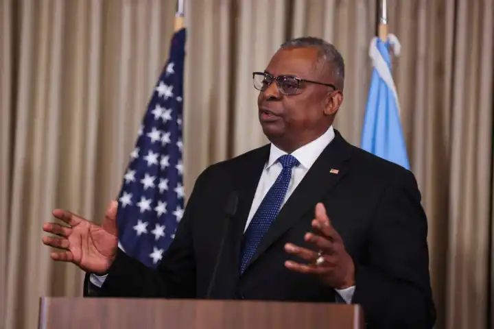 US Defense Secretary Lloyd Austin released from hospital