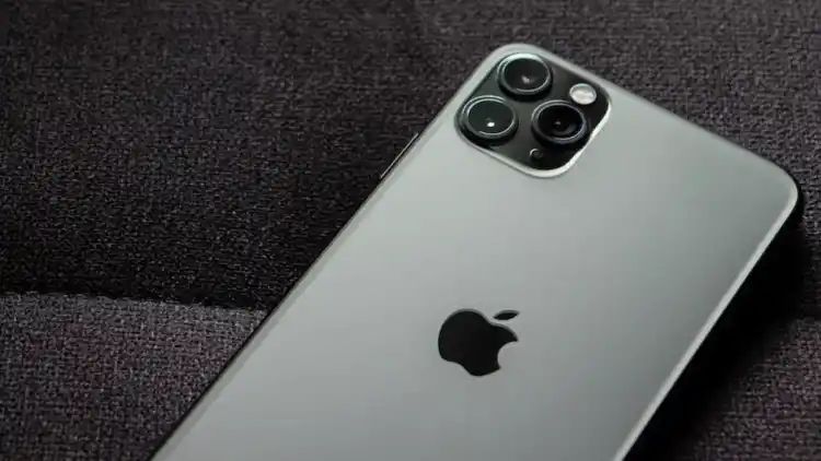 IPhone 16 Pro To Feature ‘Titanium Grey’ and ‘Desert Titanium’ Colours, Likely To Launch in September 2024: Report