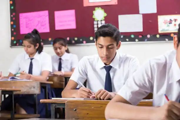 ICSE Class 10 Exams Begin Tomorrow: Guidelines, Date sheet Inside