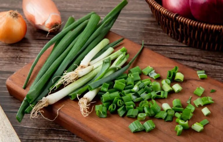 Superfood Leek: Know THESE 5 benefits of green onion