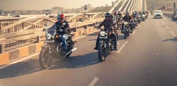 Royal Enfield hosts a ride across 40 cities to mark 1 year of Super Meteor 650