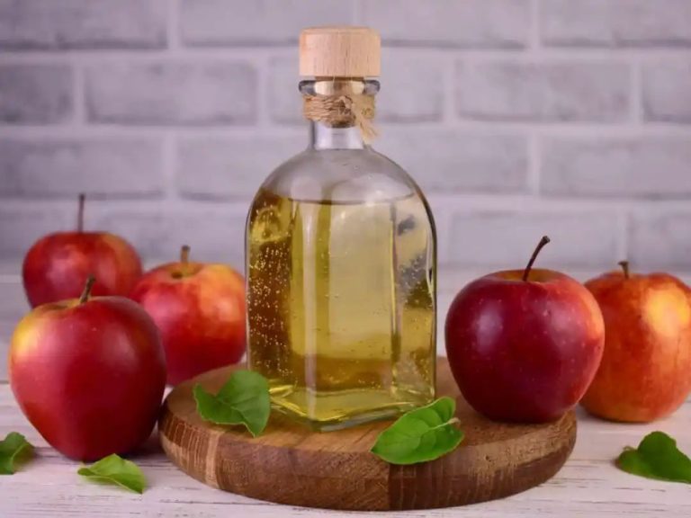 Apple Cider Vinegar Side Effects: 7 Dangerous Things That Can Happen When You Drink ACV On Empty Stomach