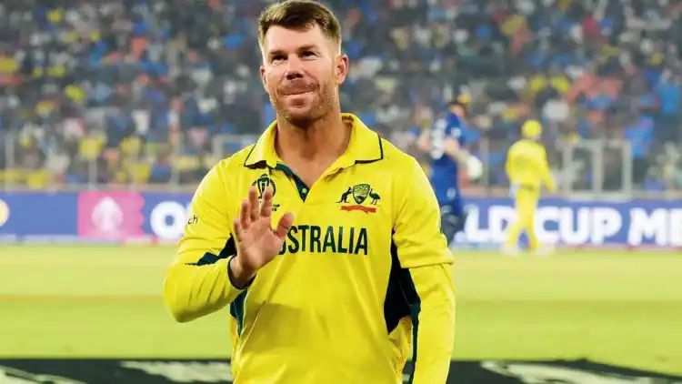 Injured Warner misses third T20I v NZ; to be fit for IPL