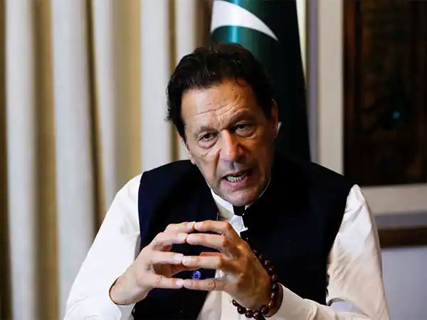 Pak court allows Pakistan Tehreek-e-Insaf founder Imran Khan to have one-on-one meeting with lawyers