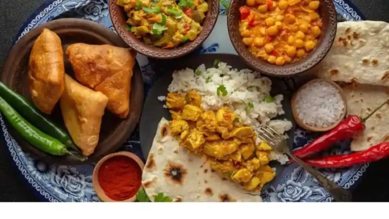 Visiting Ratlam? Try These 7 Dishes The City Is Famous For