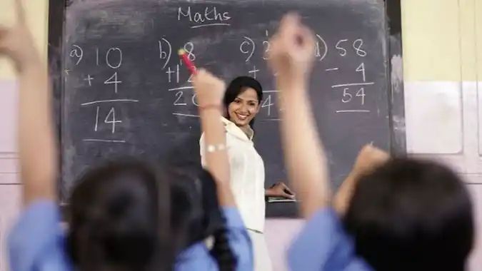 9,200 posts of teachers vacant in Gujarat secondary and higher secondary schools