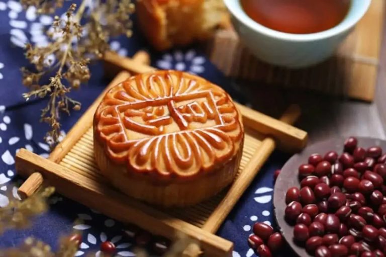 Chinese Mooncakes: A Journey Through China’s Rich History