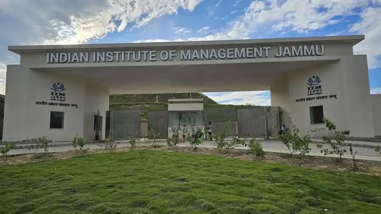 IIM Jammu and NIFT Srinagar Partner to Drive Entrepreneurship in Jammu & Kashmir