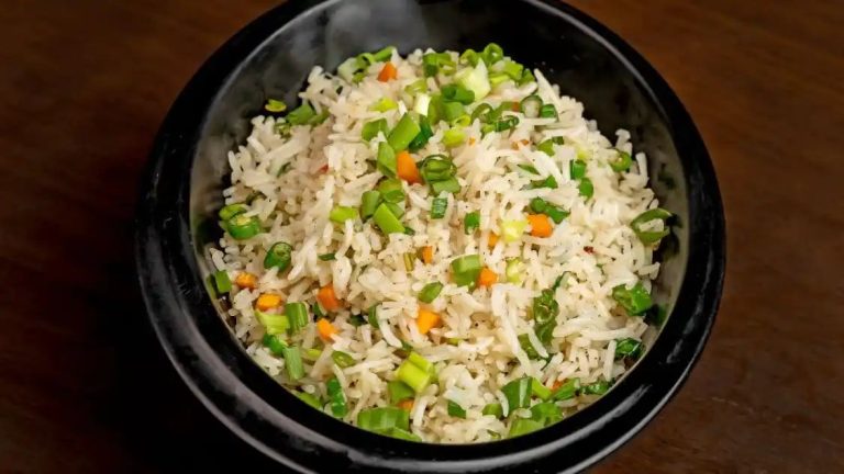 Switch To These 5 Healthy Substitutes For Rice