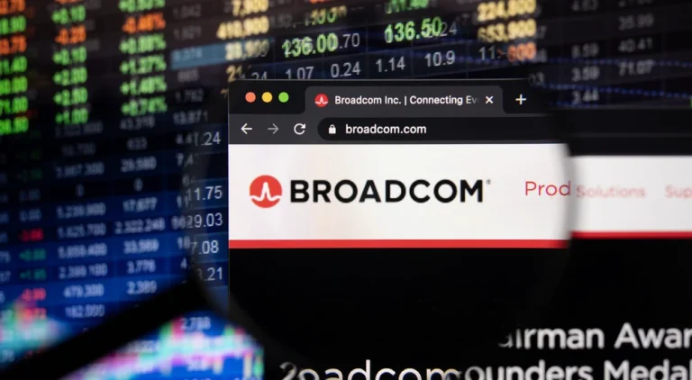 Broadcom Is A Buy For ‘AI, Dividends And M&A Benefits,’ Analyst Says: Takeaways From Q4 Earnings