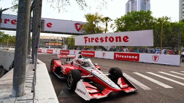 IndyCar will test a new training session format in St. Petersburg.