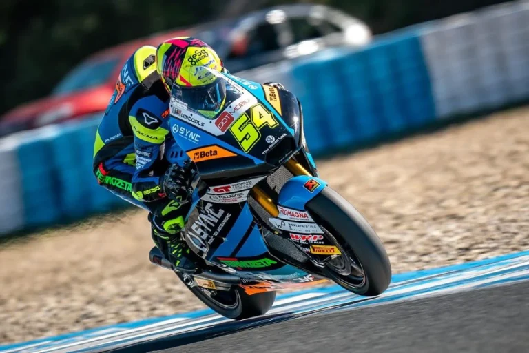 Fermín Aldeguer sets the pace in Moto2 tests at Jerez