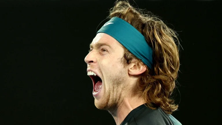 Andrey Rublev defaulted for screaming at line judge as Bublik reaches Dubai final