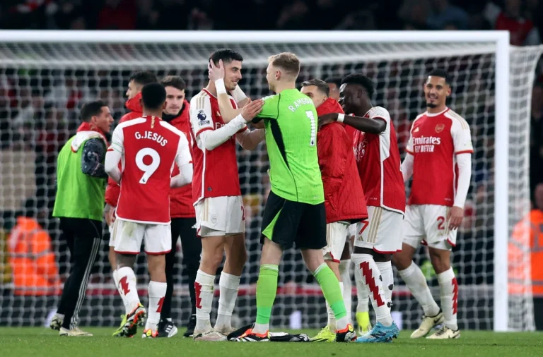 Arsenal find two unlikely heroes on dizzying night in Premier League title race