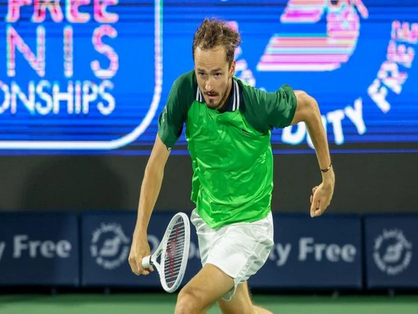 Daniil Medvedev cruises to Dubai SFs, beats Alejandro Davidovich Fokina in quarters