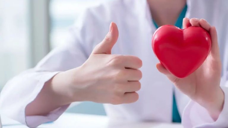 Follow These 5 Effective Tips For A Healthy Heart