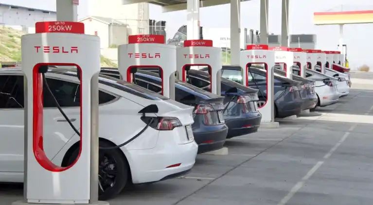 Tesla Bulls Optimistic After Elon Musk’s EV Giant Opens Supercharger Network To Rival Ford: ‘Will Vastly Increase EV Adoption’