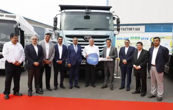 Tata Motors delivers LNG and electric trucks, tippers and buses to Tata Steel