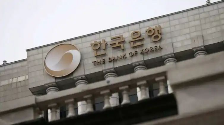 Bank of Korea faces uncertainties amidst board shuffle, warns ex-director