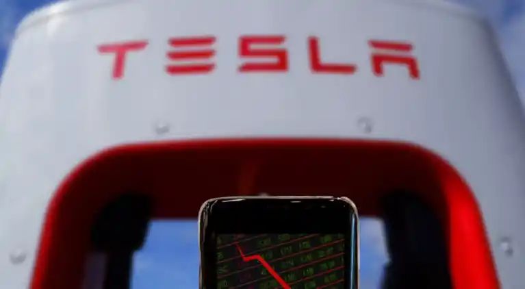 Tesla Investors Need To ‘Understand What The Stock Is Ultimately,’ Says RBC Analyst: ‘It’s Not A Car Company’