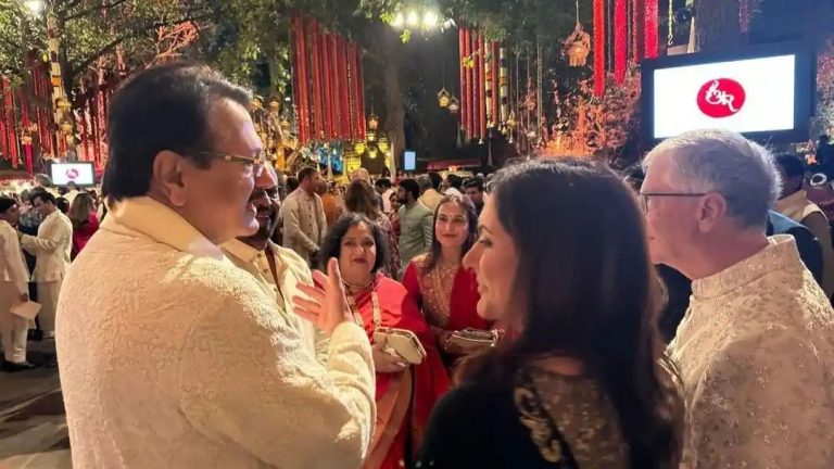 Rajinikanth Meets Bill Gates In Viral Photo From Ambanis Bash, Netizens Say 2 Thalaivars In 1 Frame