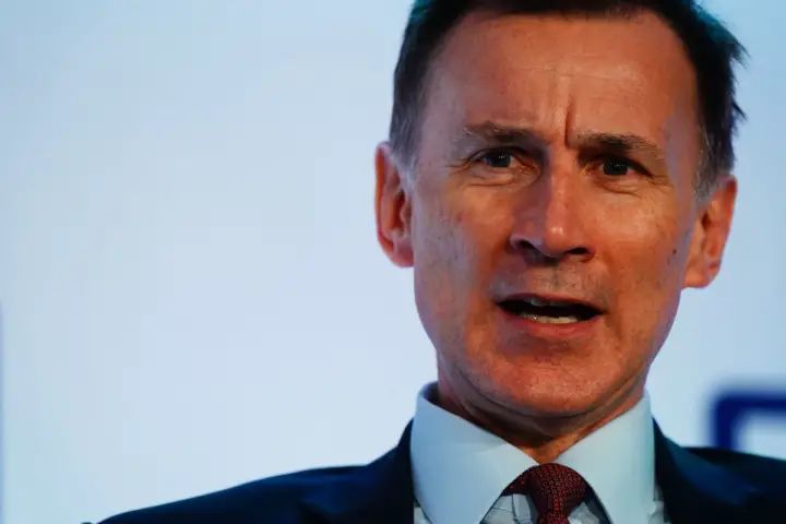 Hunt promises ‘permanent cuts in taxation’ in pre-election Budget