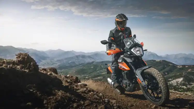 2024 KTM RC and Adventure series – What’s new?