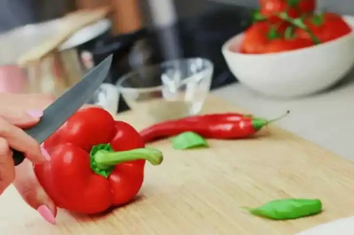 Struggling With Bell Peppers? Use Ajay Chopra’s Cutting Hacks