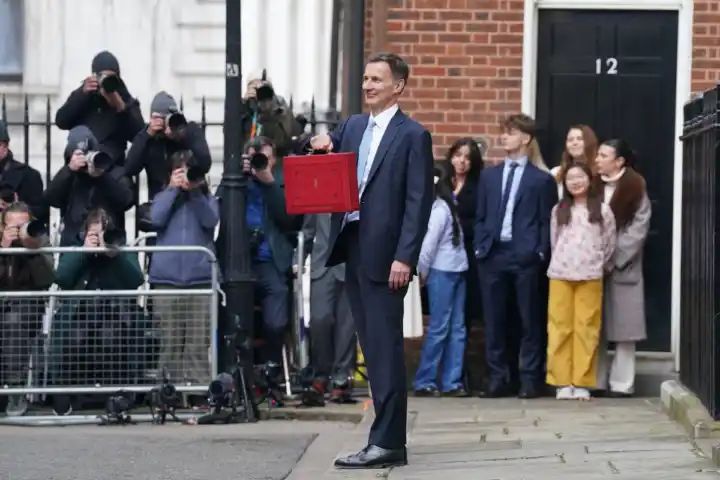 Jeremy Hunt’s pre-election Budget labelled both ‘solid’ and ‘mad’