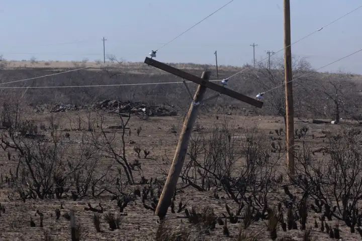 Texas power company admits its equipment may have caused devastating wildfire