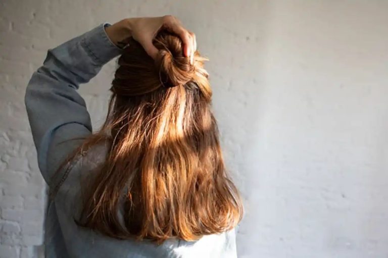 How to take care of your hair in the winter months