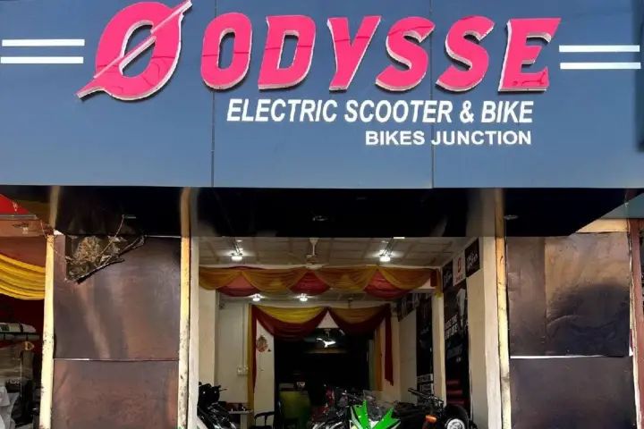 Odysse Electric Opens First Exclusive Dealership In Varanasi For Green Commuters