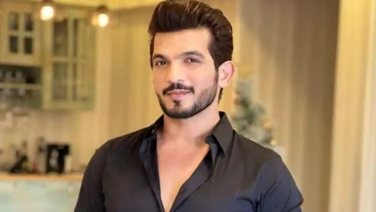 TV star Arjun Bijlani to undergo emergency surgery after severe stomach pain