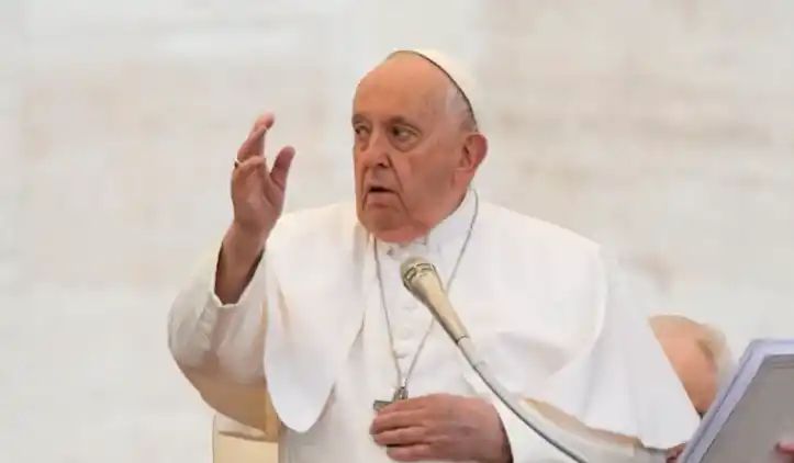 ‘Shameful’: Pope Francis draws flak over Ukraine should ‘raise white flag’ comment