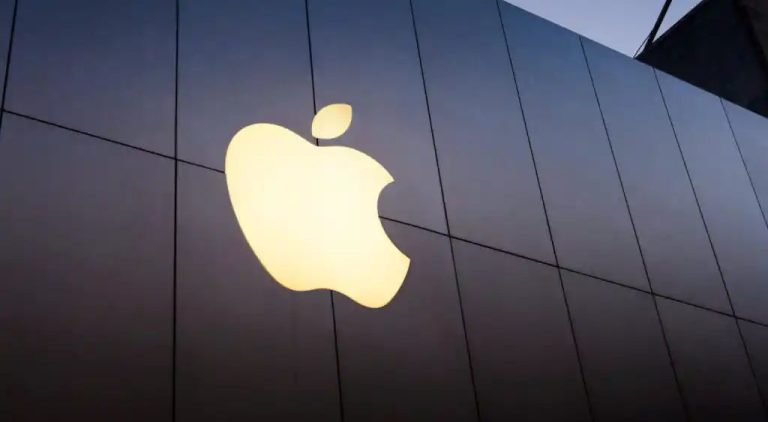 Apple And 4 More Stocks On The Rise: Prime Reddit Picks