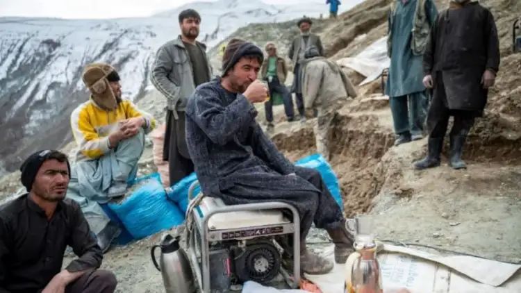 Unemployed men risking lives for elusive gold in war-torn Afghanistan