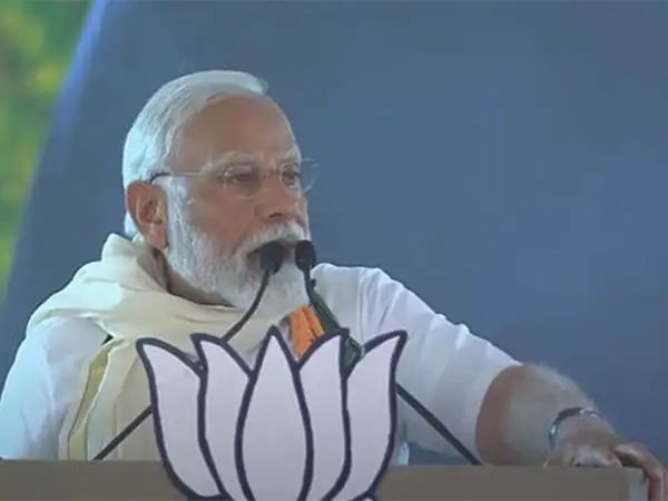 In Kerala, PM Modi rakes up solar scam and gold smuggling to target UDF, LDF