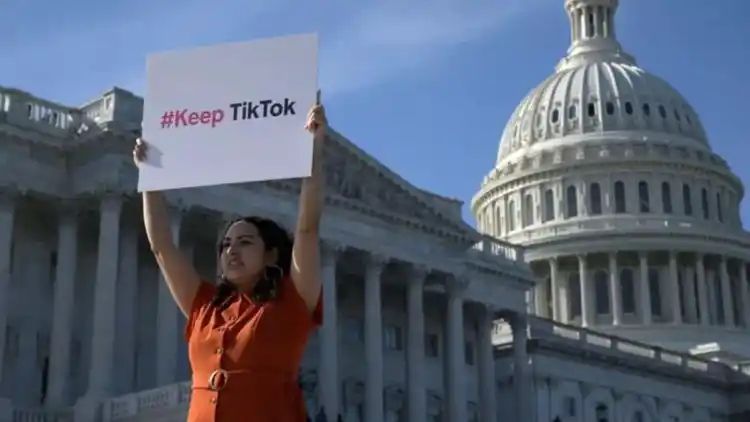 US Senators urged to vote against TikTok ban through notifications sent to users